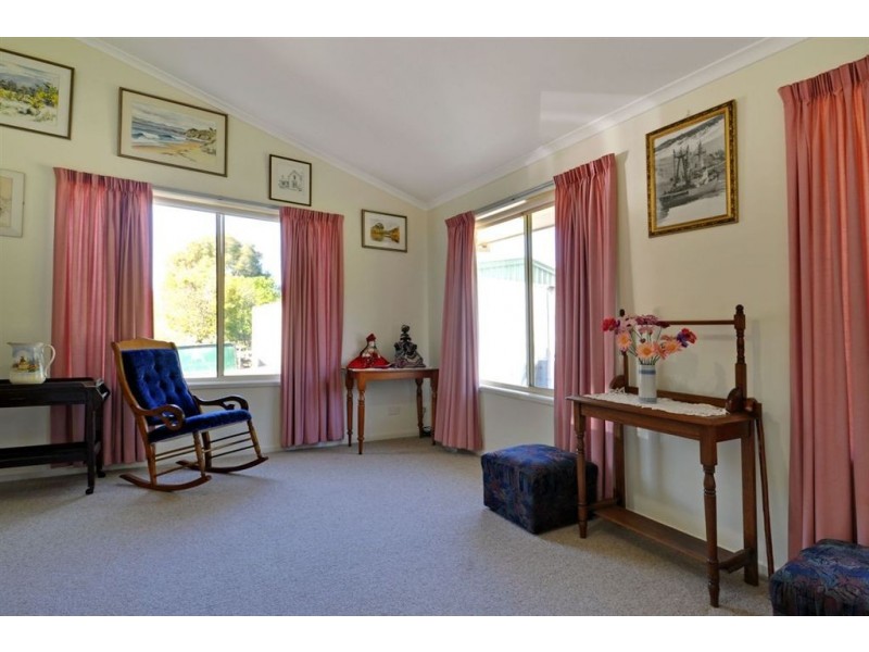 11 Sharpes Road, Crabtree TAS 7109