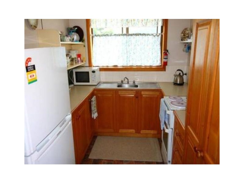 8b Acacia Street, Huonville TAS 7109