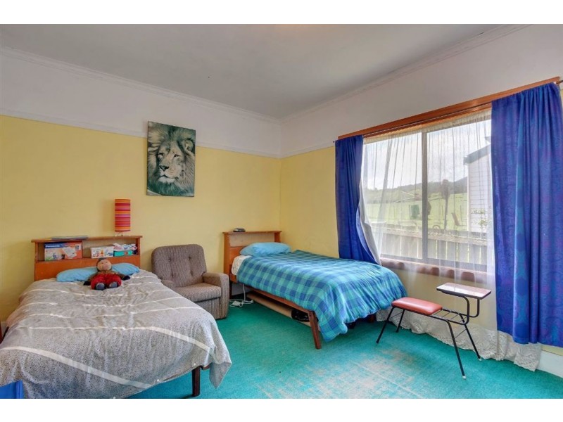 73 Sale Street, Huonville TAS 7109