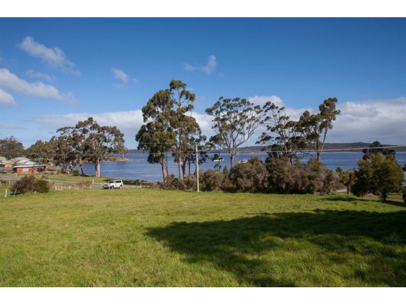 15 Lady Bay Road, Southport TAS 7109