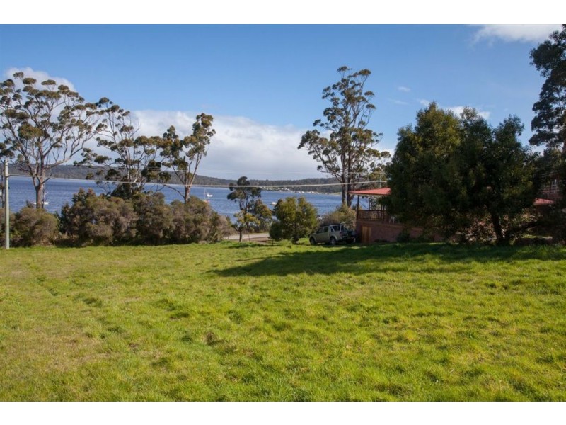 15 Lady Bay Road, Southport TAS 7109