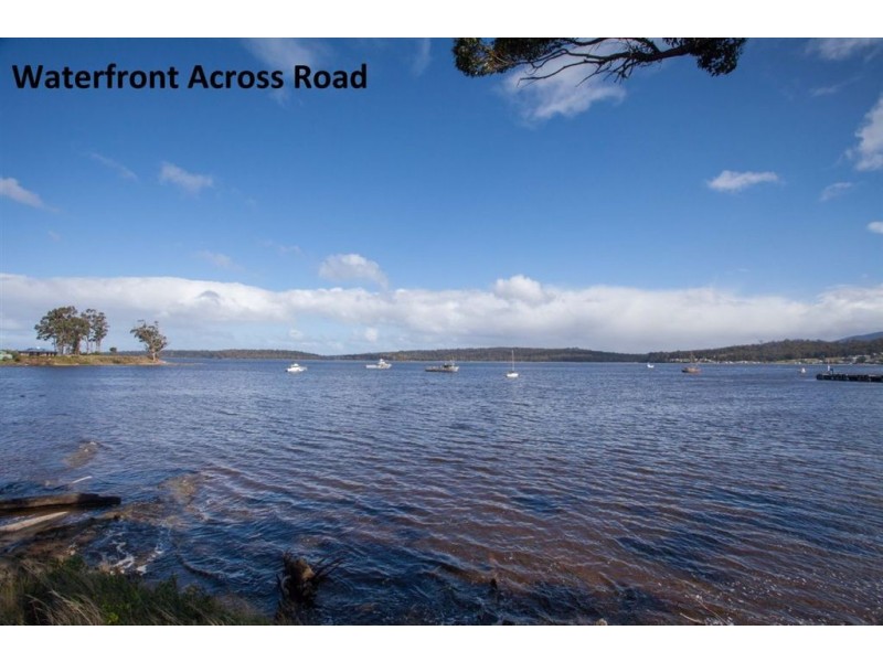 17 Lady Bay Road, Southport TAS 7109