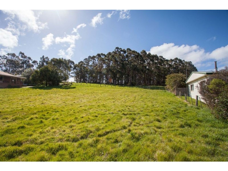 17 Lady Bay Road, Southport TAS 7109