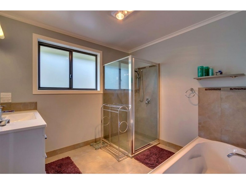 166 Knights Road, Huonville TAS 7109