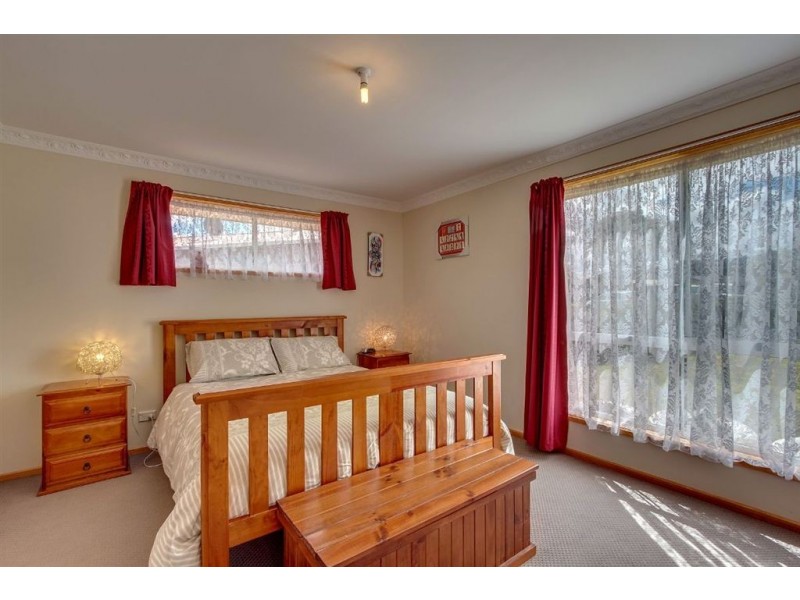 6 Hampton Court, Huonville TAS 7109