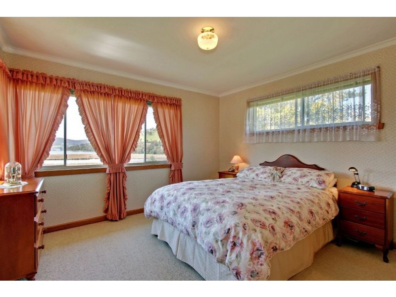 10 Sorell Street, Port Huon TAS 7116