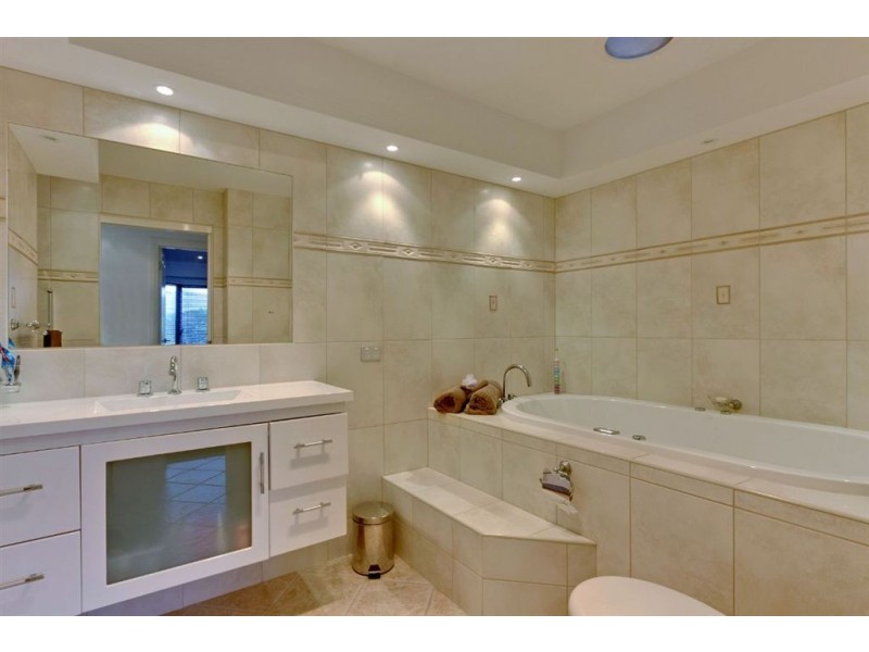 30 Rowes Road, Geeveston TAS 7116