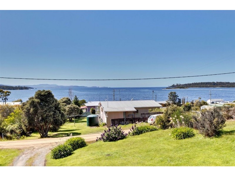 16 Padmans Street, Southport TAS 7109