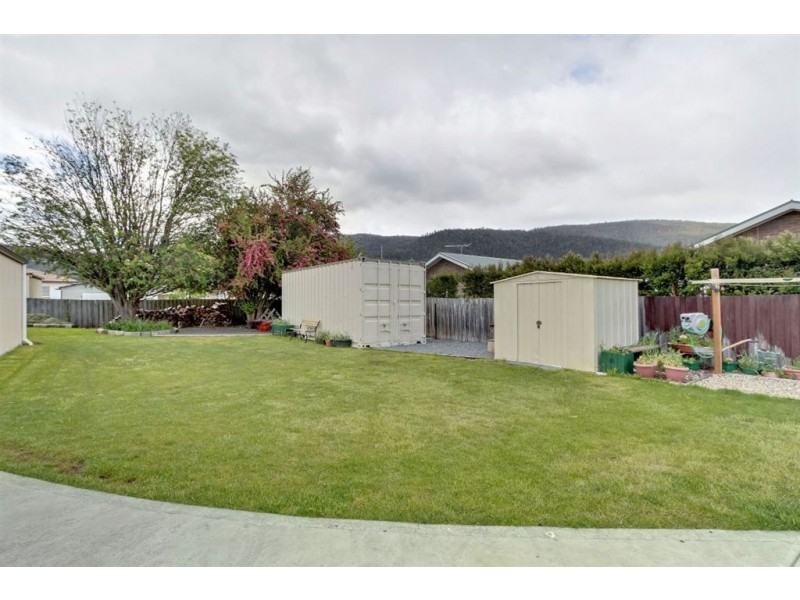20 Shield Street, Huonville TAS 7109