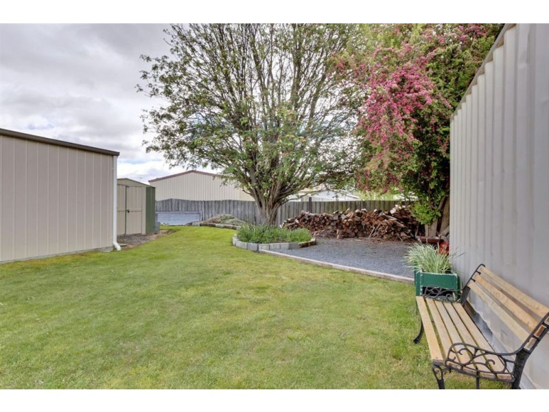 20 Shield Street, Huonville TAS 7109