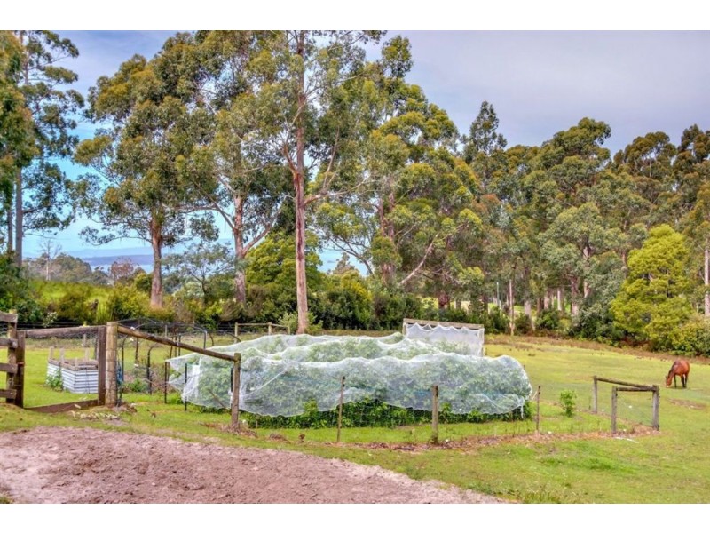 7 Balcombes Road, Dover TAS 7117