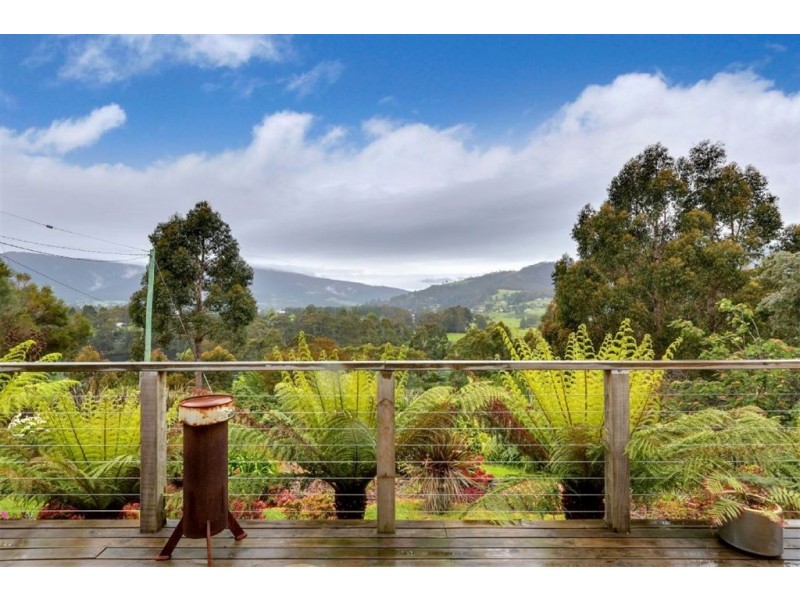 17 Reservoir Road, Ranelagh TAS 7109