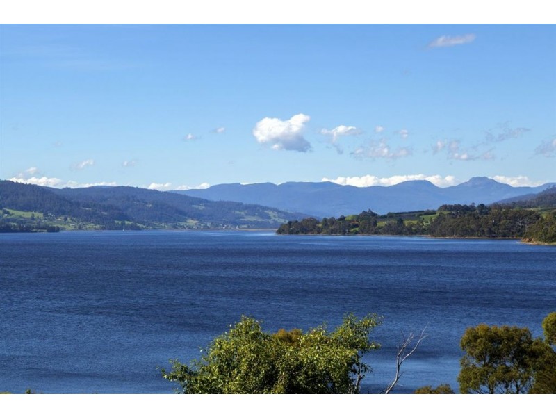 939 Cygnet Coast Road, Wattle Grove TAS 7109