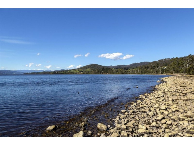 939 Cygnet Coast Road, Wattle Grove TAS 7109