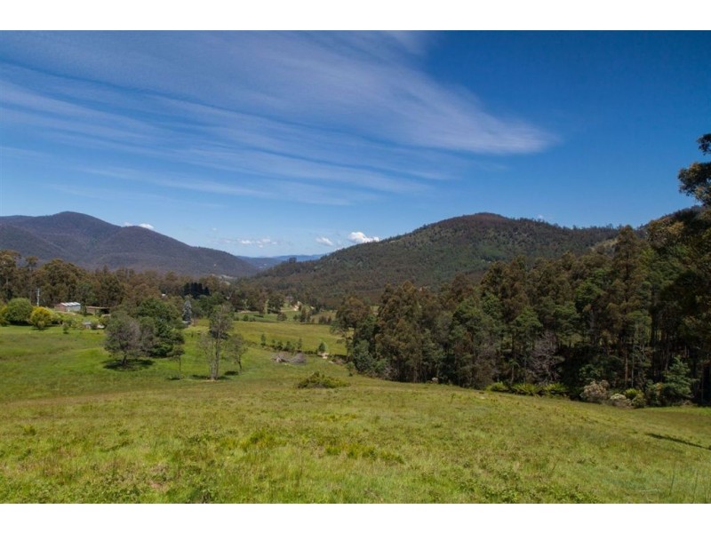 - Halls Track Road, Pelverata TAS 7150