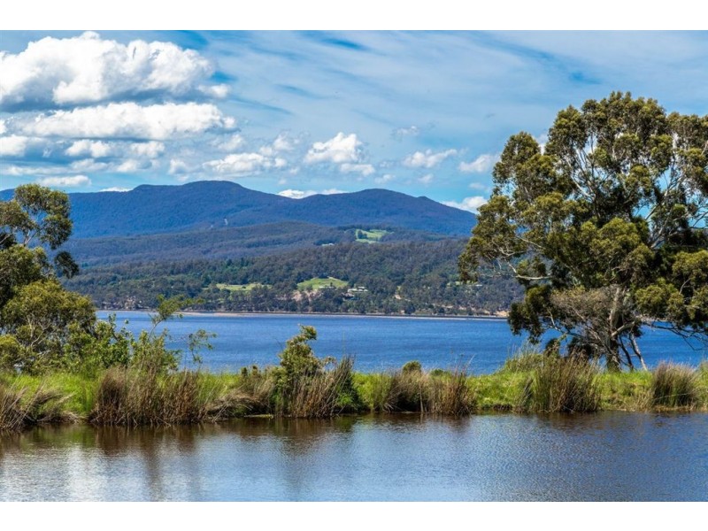 - Huon Highway, Castle Forbes Bay TAS 7116
