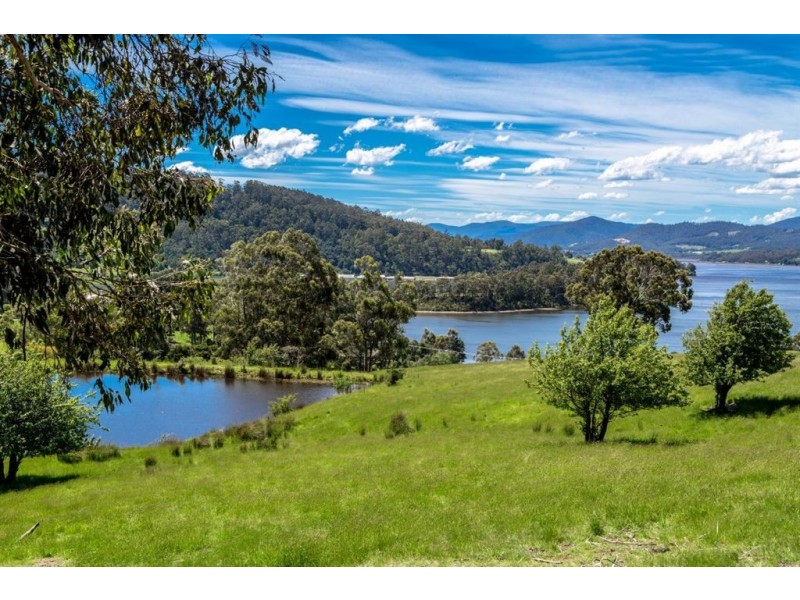 - Huon Highway, Castle Forbes Bay TAS 7116