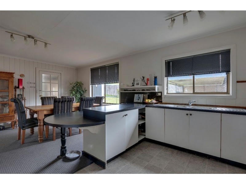 16 John Street, Geeveston TAS 7116