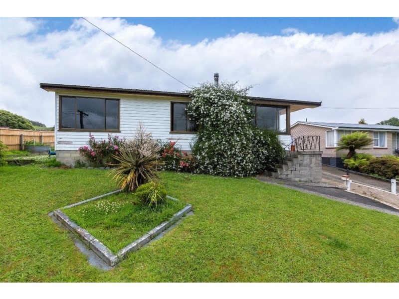 16 John Street, Geeveston TAS 7116