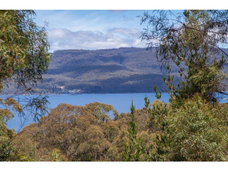 - Glenbervie Road, Dover TAS 7117