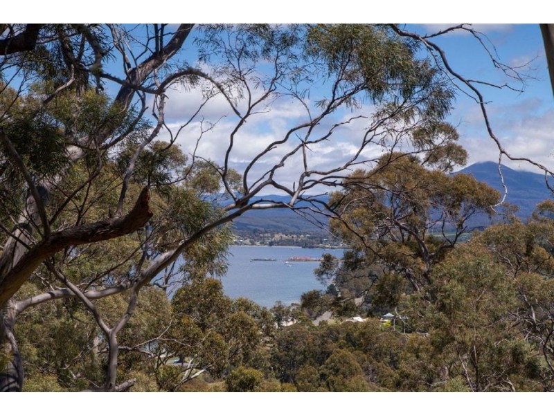 - Glenbervie Road, Dover TAS 7117
