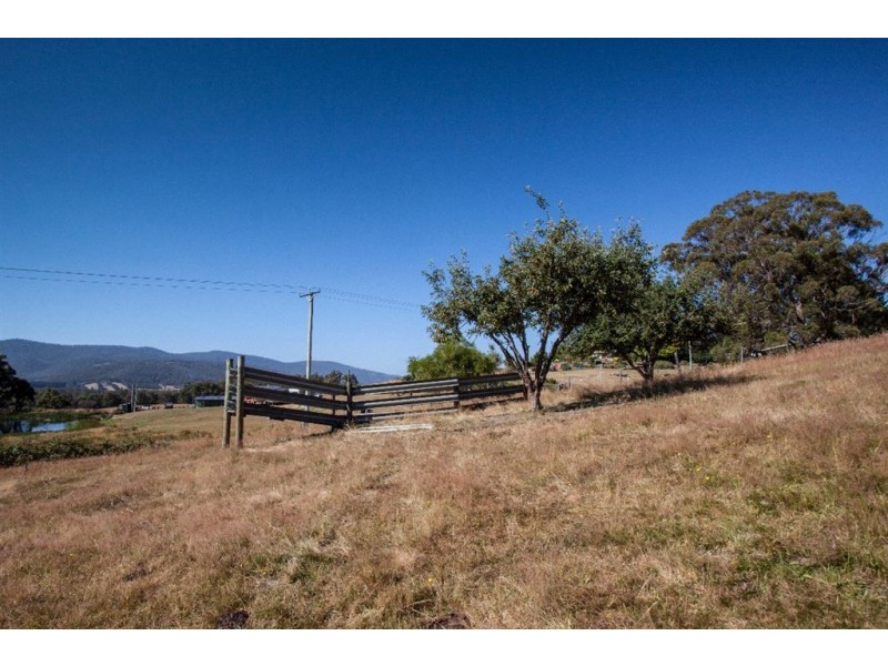 Lot 1 Cross Road, Lucaston TAS 7109