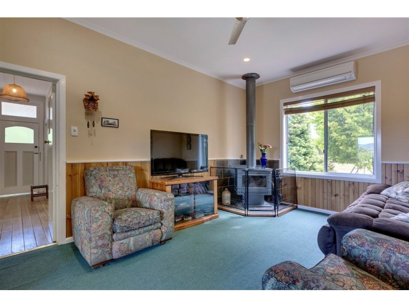 15 Thompsons Road, Huonville TAS 7109