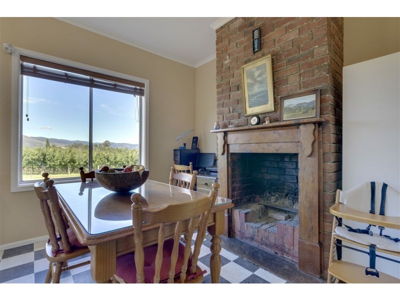 15 Thompsons Road, Huonville TAS 7109