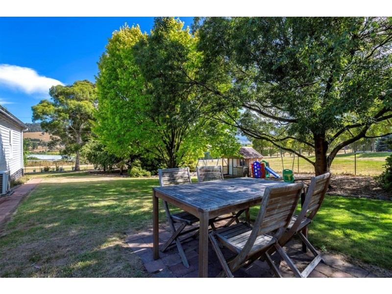 15 Thompsons Road, Huonville TAS 7109
