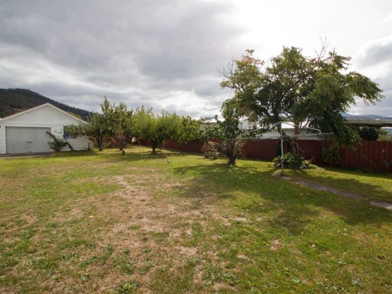 19 Shield Street, Huonville TAS 7109