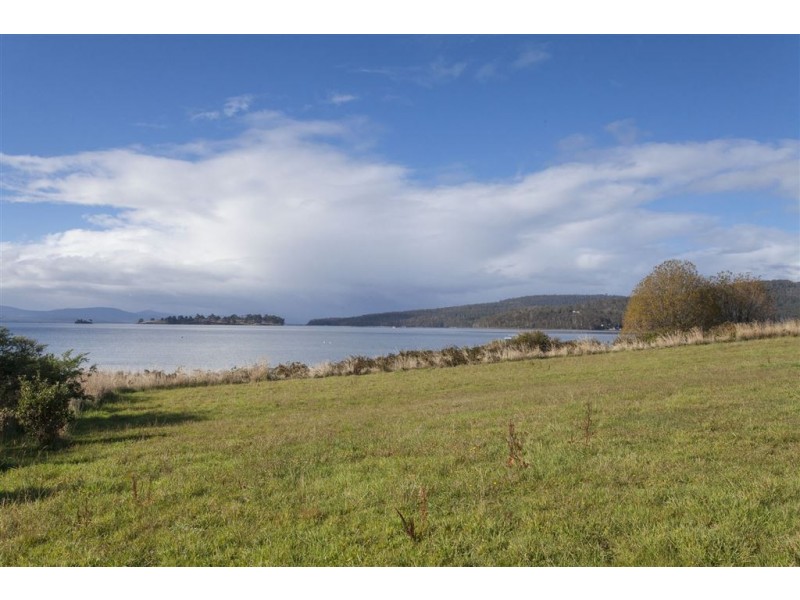 7093 Huon Highway, Dover TAS 7117