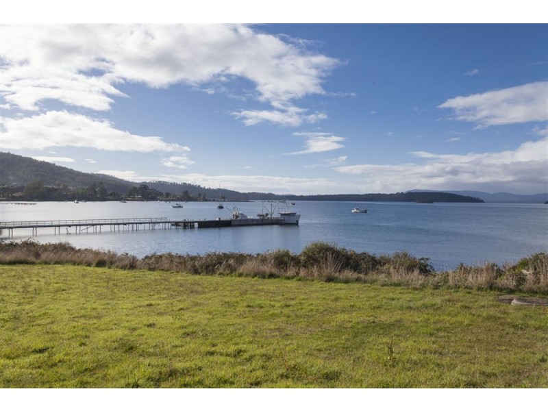 7093 Huon Highway, Dover TAS 7117