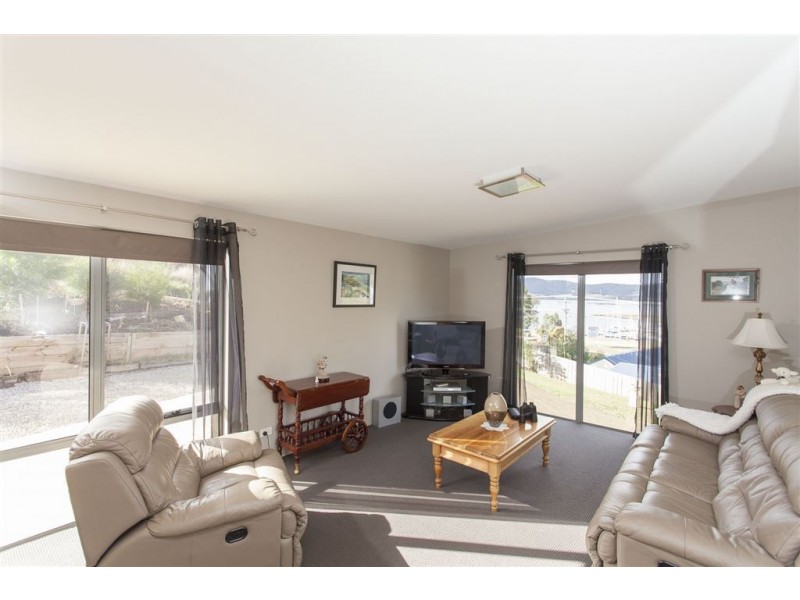 5 Percy Street, Port Huon TAS 7116