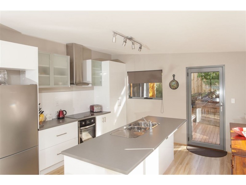 5 Percy Street, Port Huon TAS 7116
