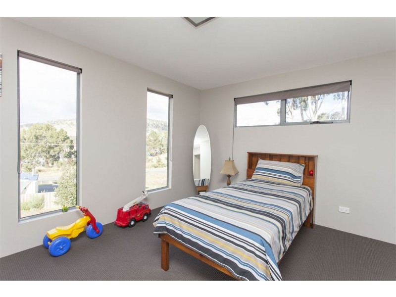 5 Percy Street, Port Huon TAS 7116