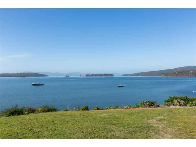 7101 Huon Highway, Dover TAS 7117