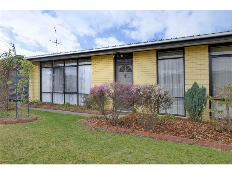 2 Oak Street, Huonville TAS 7109