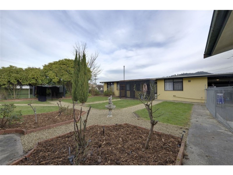 2 Oak Street, Huonville TAS 7109