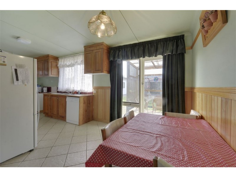 2 Oak Street, Huonville TAS 7109