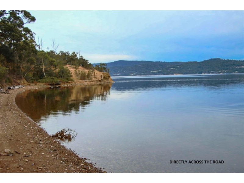 428 Cygnet Coast Road, Petcheys Bay TAS 7109