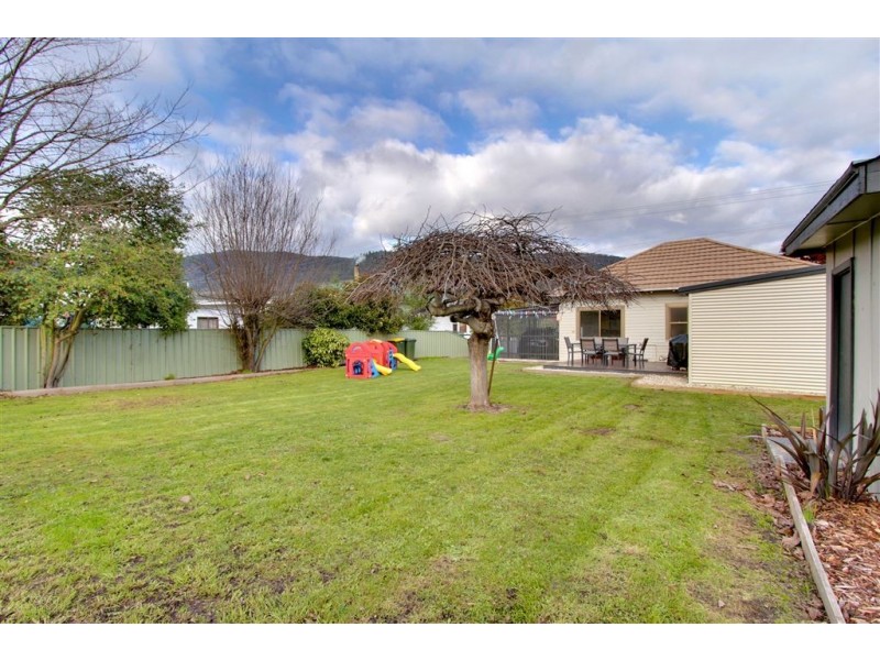 37 Sale Street, Huonville TAS 7109