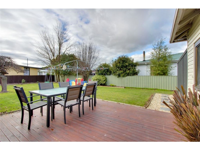 37 Sale Street, Huonville TAS 7109