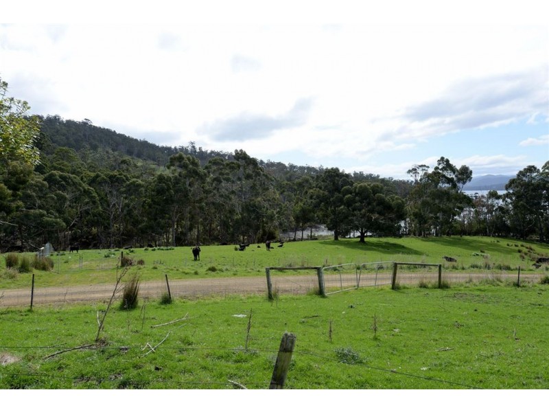 130 Pillings Road, Cairns Bay TAS 7116