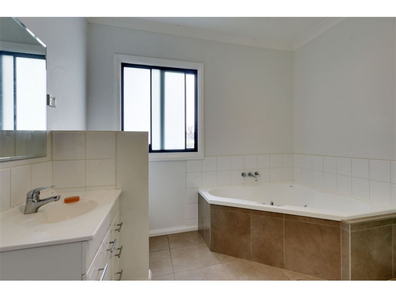 6 Tutton Avenue, Huonville TAS 7109