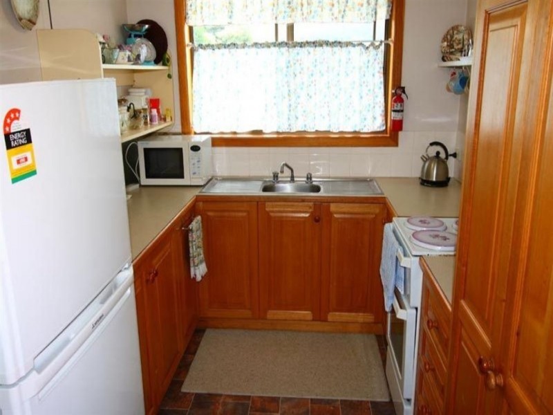 2/8 Acacia Street, Huonville TAS 7109