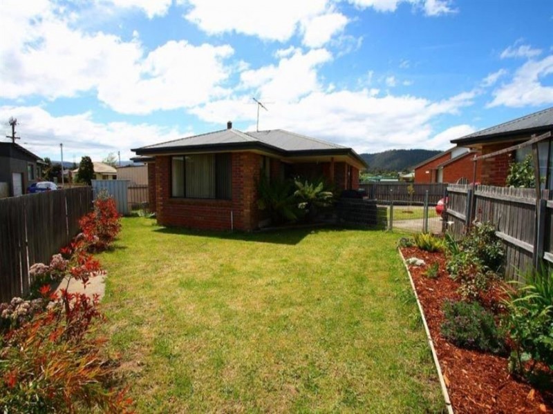 2/8 Acacia Street, Huonville TAS 7109