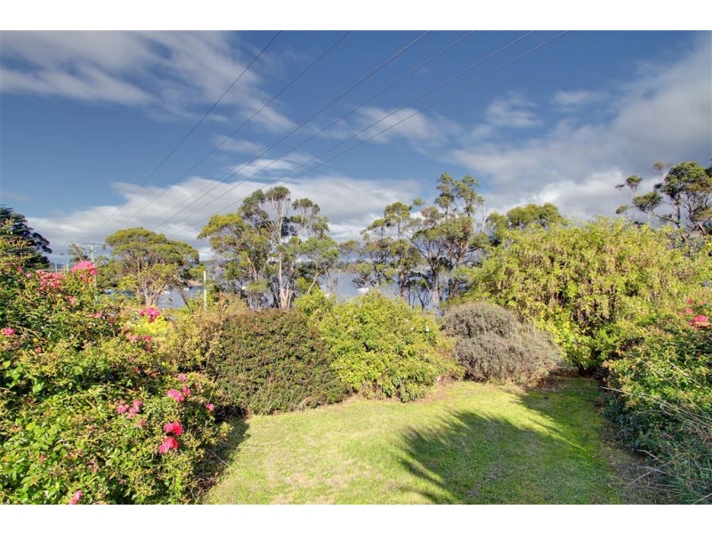 3 Helms Road, Gardners Bay TAS 7112