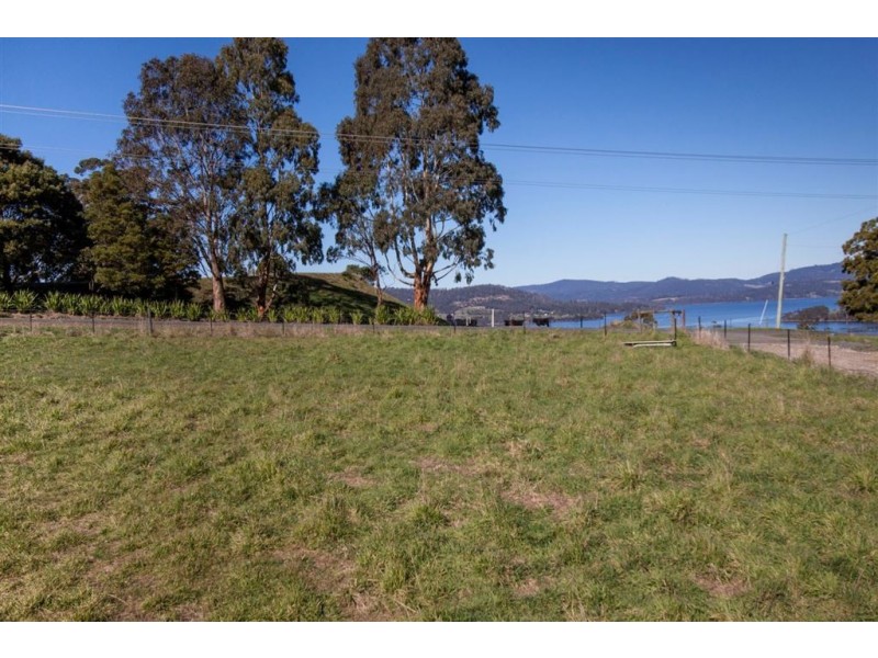122 Palmers Road, Port Huon TAS 7116