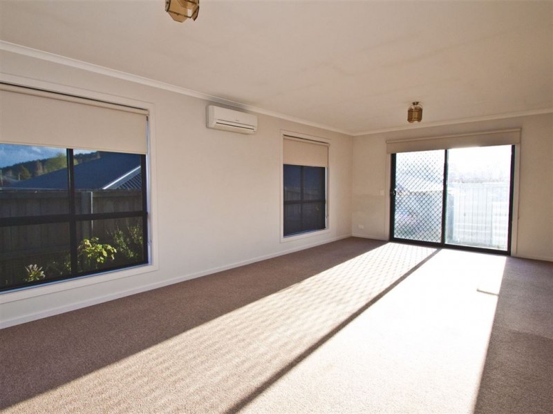 2/105 Main Street, Huonville TAS 7109