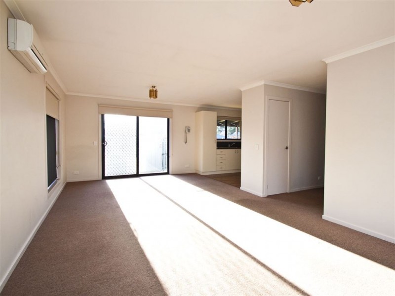 2/105 Main Street, Huonville TAS 7109